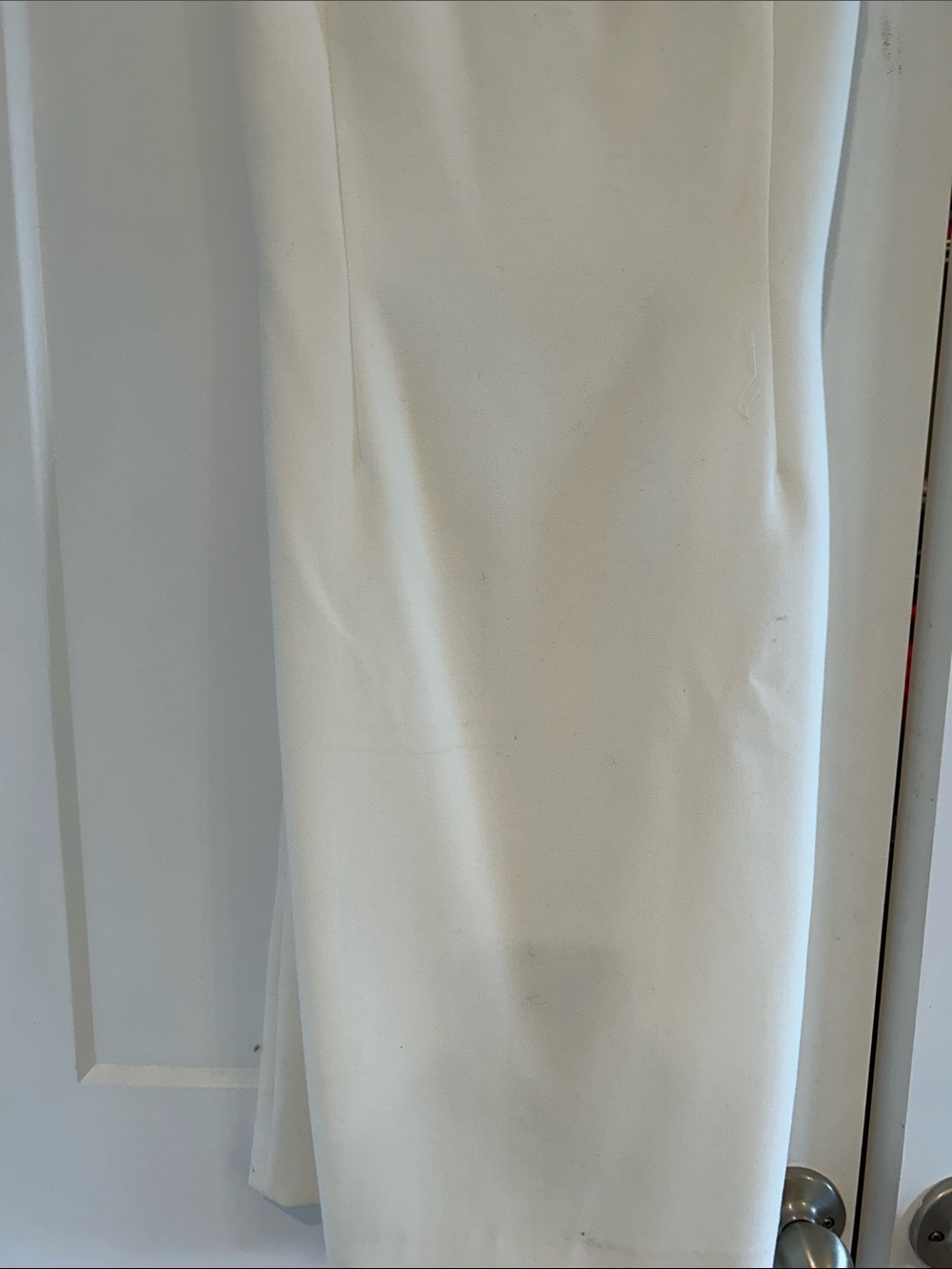 Sheath ivory dress by Ann kleinNever worn very classic - Picture 3 of 3